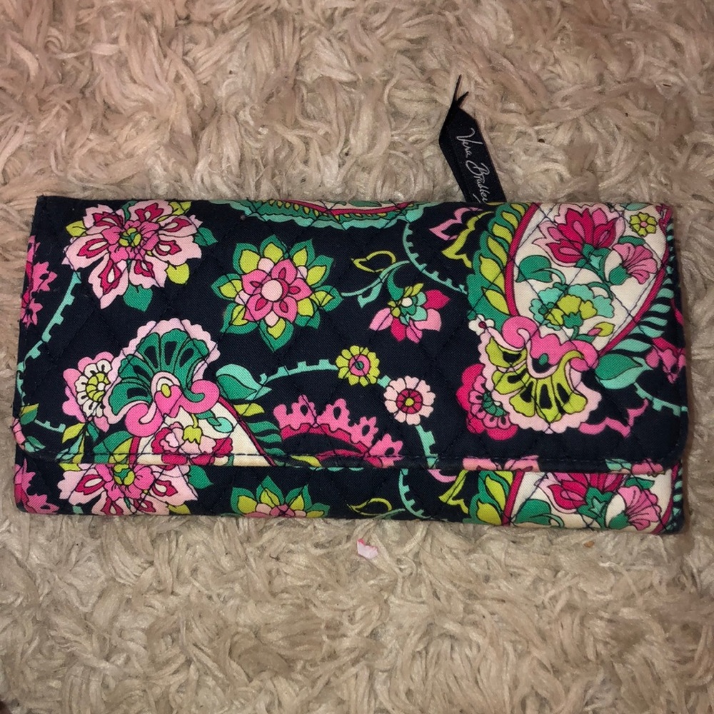 Vera Bradley trifold wallet